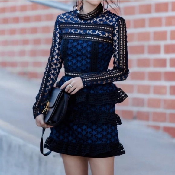 🍒EUC🍒 STAR LACE MINI DRESS - Picture 12 of 12